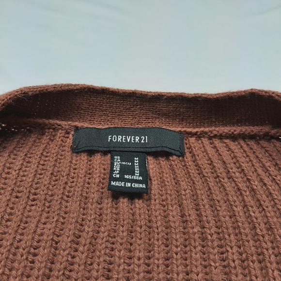 Forever 21 Knit Sweater / Cardigan - Picture 4 of 4